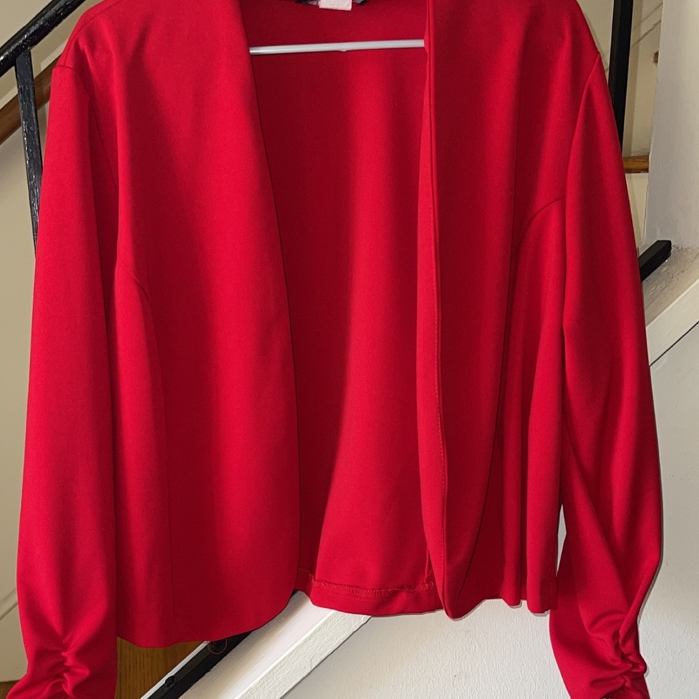 Red bolero jacket.
